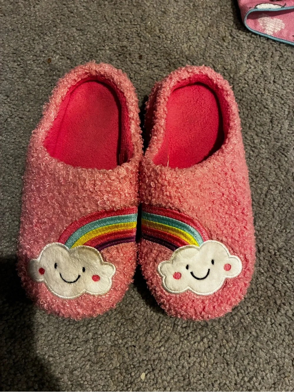 wonder nation Pink Fuzzy Cloud & Rainbow Slip-On Slippers